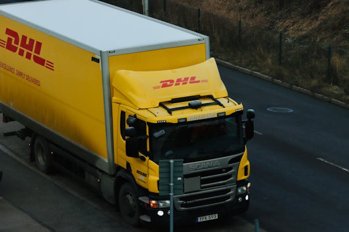 DHL-delivery-tracking