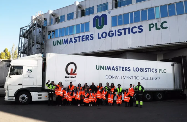 unimasters-logistics-workers